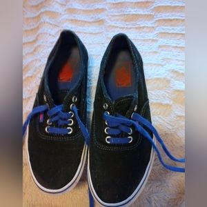 Vans The Authentic Pro, a Vans classic upgraded men 7 women 8.5